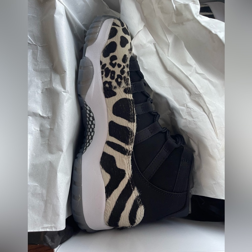 Women’s air jordan 11 retro